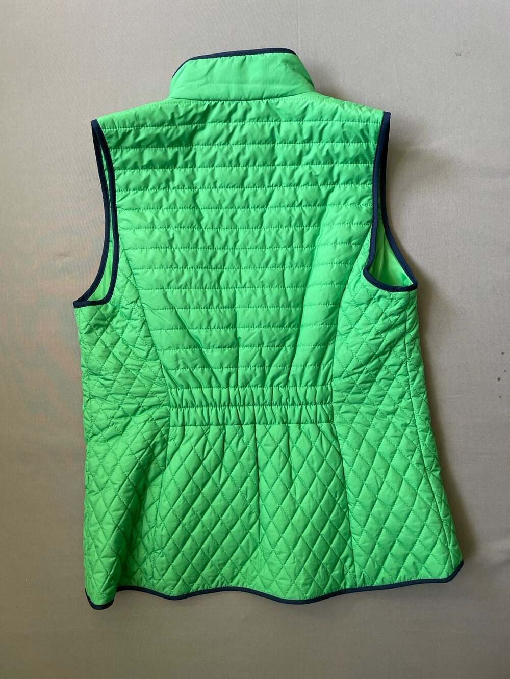Talbots Women's Green Diamond Quilted Puffer Vest with Navy Trim - Picture 4 of 7
